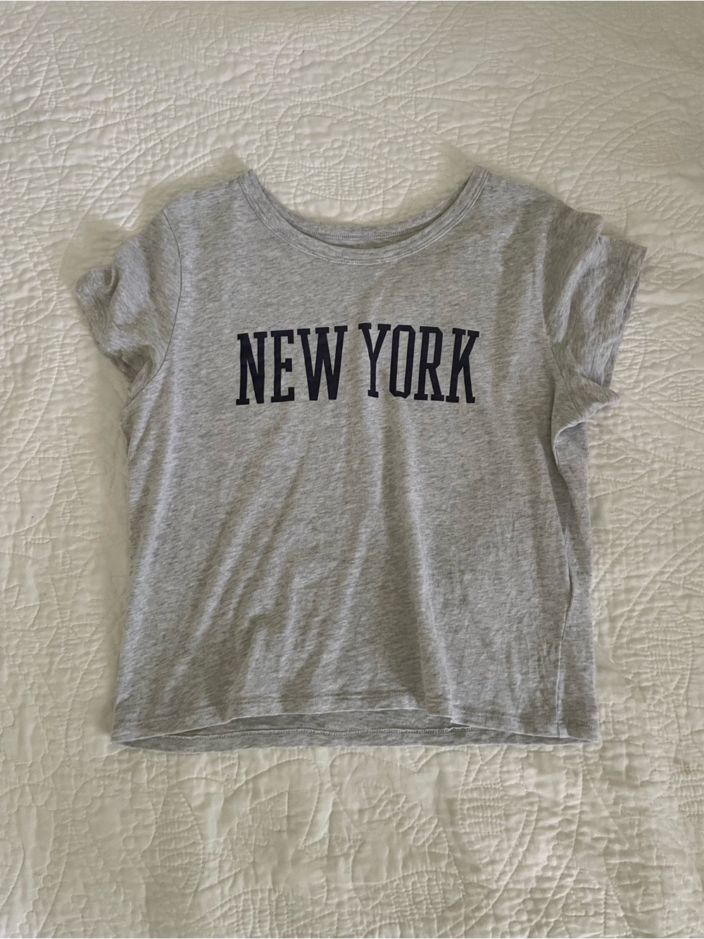 Hollister tee